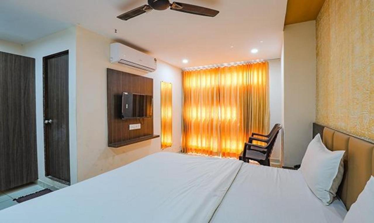 Fabhotel The Heaven Ahmadabad Zewnętrze zdjęcie