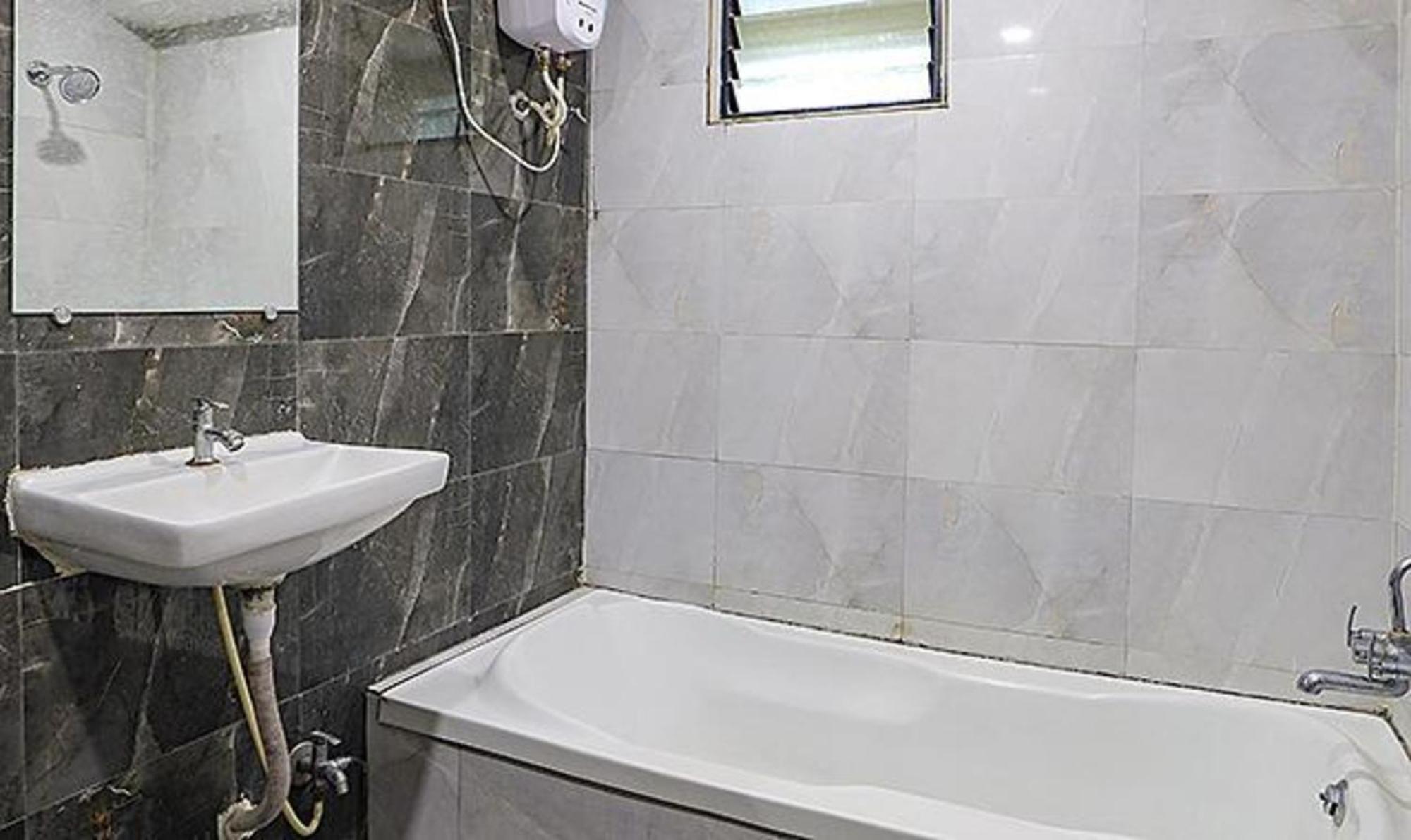 Fabhotel The Heaven Ahmadabad Zewnętrze zdjęcie